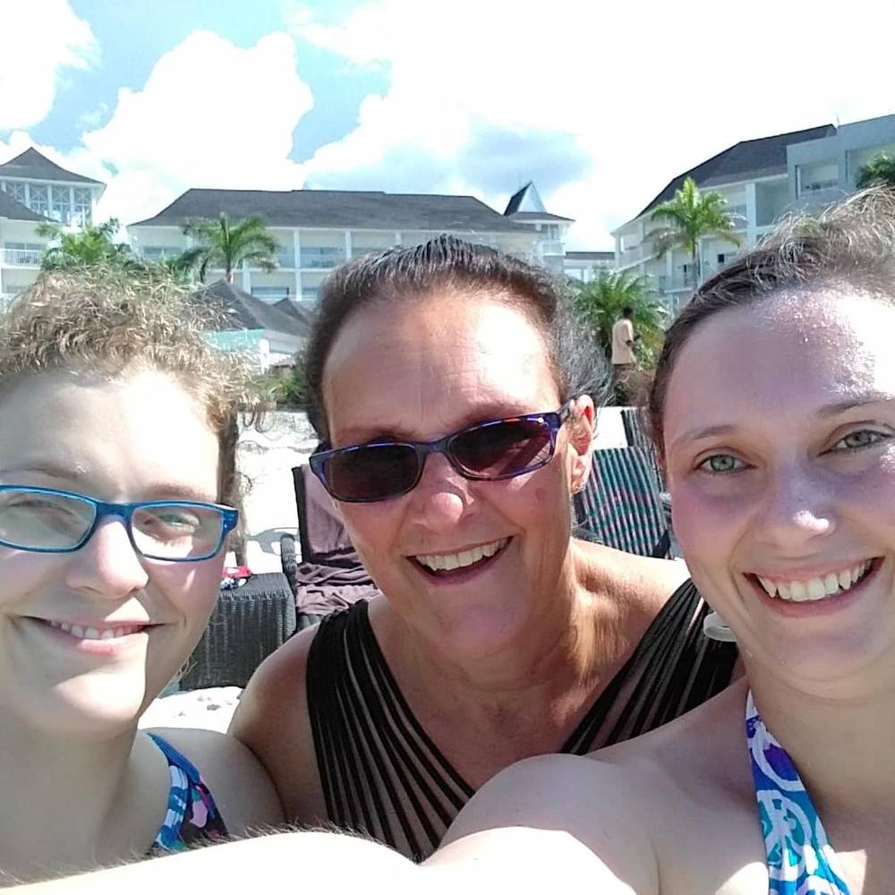 Meet your Posher, Lynnette